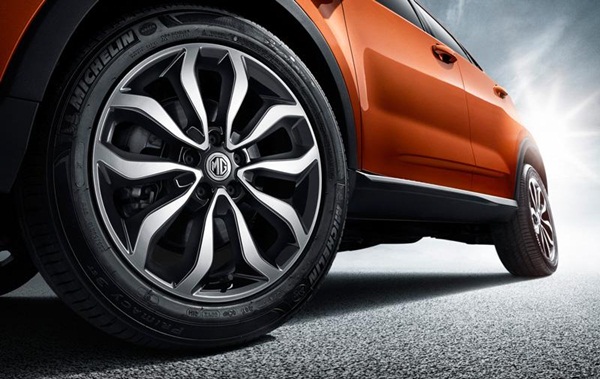 MG GS 2015