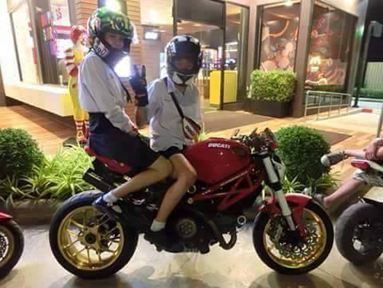 ทำใบขับขี่บิ๊กไบค์ต้องอายุ 30 ปีขึ้นไป