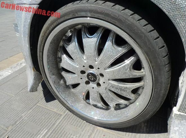 รถติดกลิตเตอร์