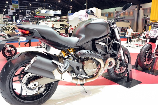 Ducati Monster 821
