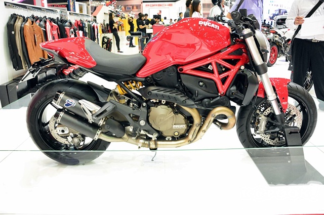 Ducati Monster 821