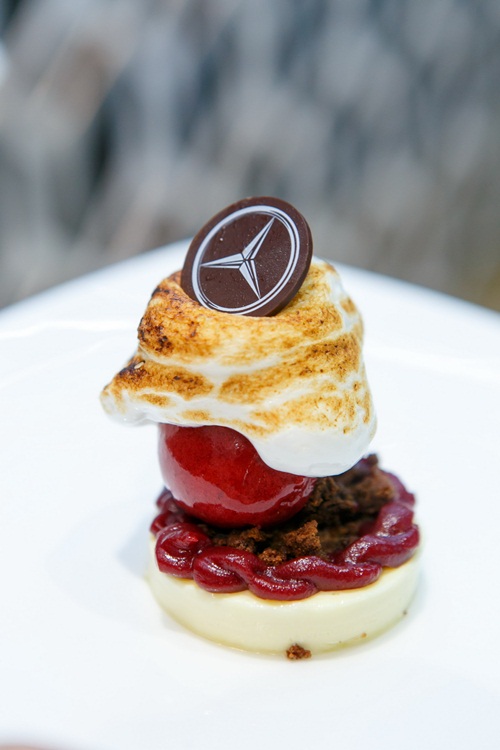 Mercedes-Benz Cafe