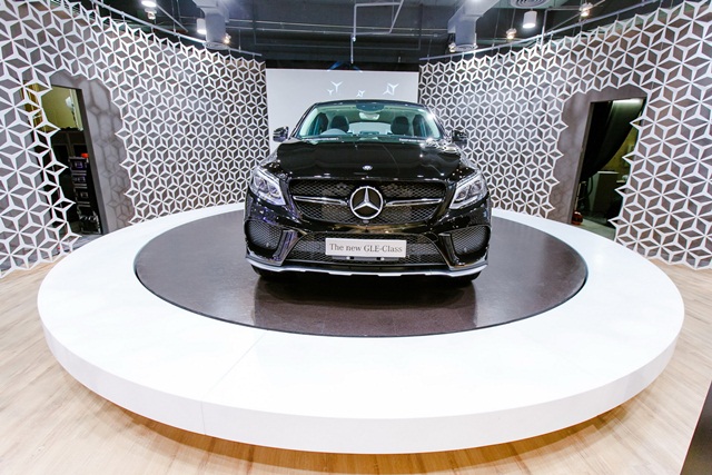 Mercedes-Benz Cafe