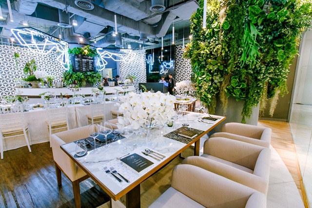 Mercedes-Benz Cafe