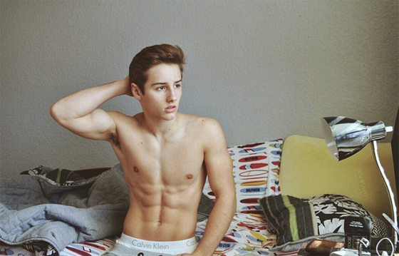 ไรลี่ โกลเด้น, Reilly Golden