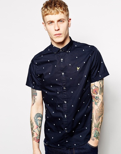 เสื้อเชิ้ตแขนสั้น
