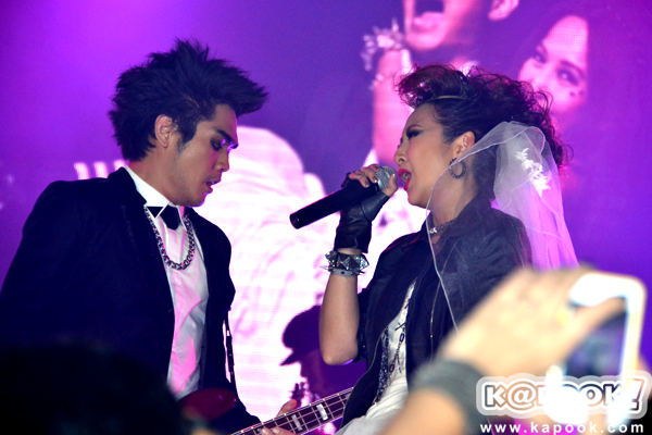 งานแต่งปี๊ด