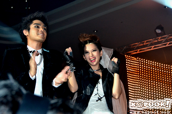 งานแต่งปี๊ด