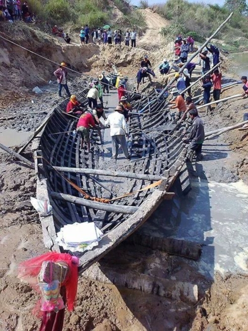 ฮือฮา ขุดเจอเรือสำเภาโบราณขนาดใหญ่ คอหวยไม่พลาด