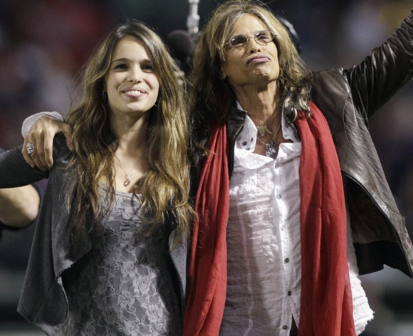 19 ลูกสาวของร็อกสตาร์ ที่ทั้งสวยทั้งเก่ง เจ๋งเป้งไปเลย 