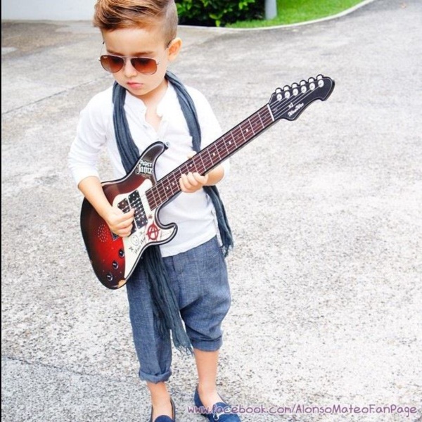 อลองโซ มาเตโอ้ Alonso Mateo เจ้าหนูแฟชั่น ดังสุด ๆ ใน Instagram