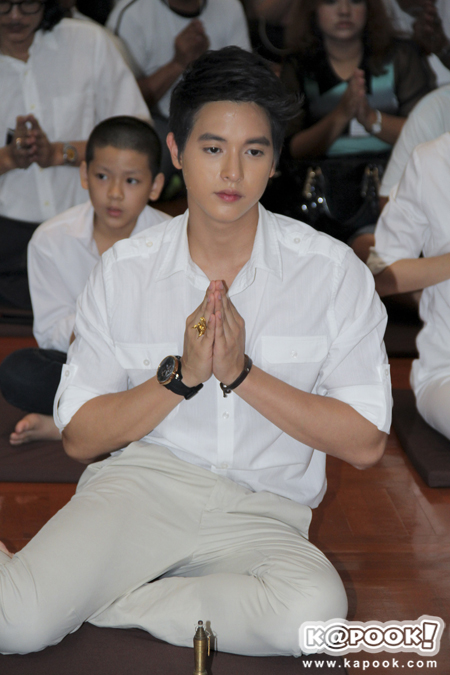 เจมส์จิ เต้ย ทำบุญเปิดกล้อง Timeline จดหมาย - ความทรงจำ