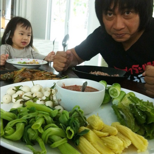 ชมภาพ...น้องออกัส-น้องออร์ก้า ลูกสาวลูกชาย เปิ้ล นาคร