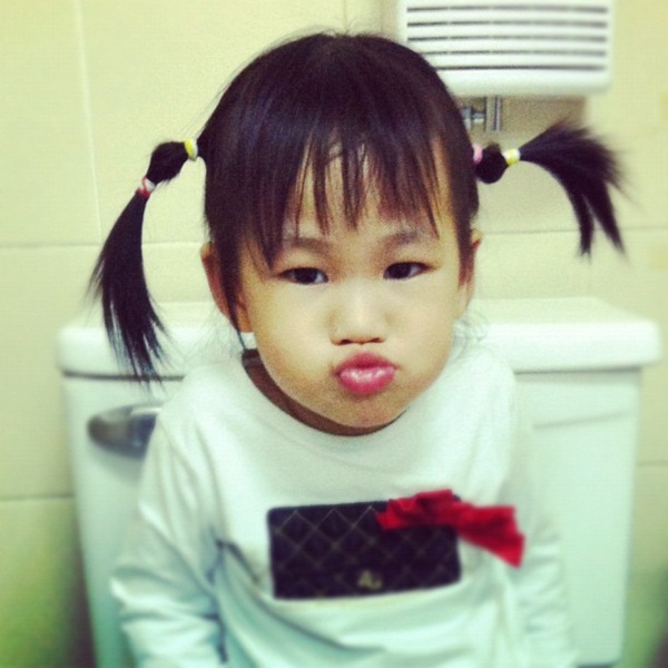 ชมภาพ...น้องออกัส-น้องออร์ก้า ลูกสาวลูกชาย เปิ้ล นาคร