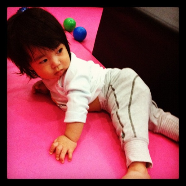 ชมภาพ...น้องออกัส-น้องออร์ก้า ลูกสาวลูกชาย เปิ้ล นาคร