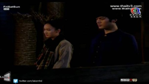 บอม ธนิน จูงมือ แต้ว ณฐพร เผยเบื้องหลังสุดมันส์ ในทูไนท์โชว์ 