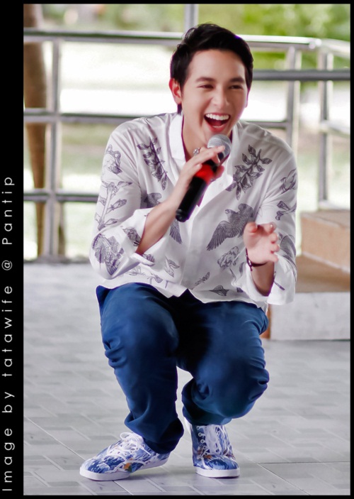 เจมส์ จิรายุ