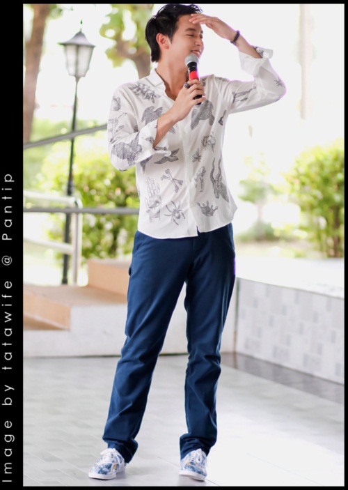 เจมส์ จิรายุ