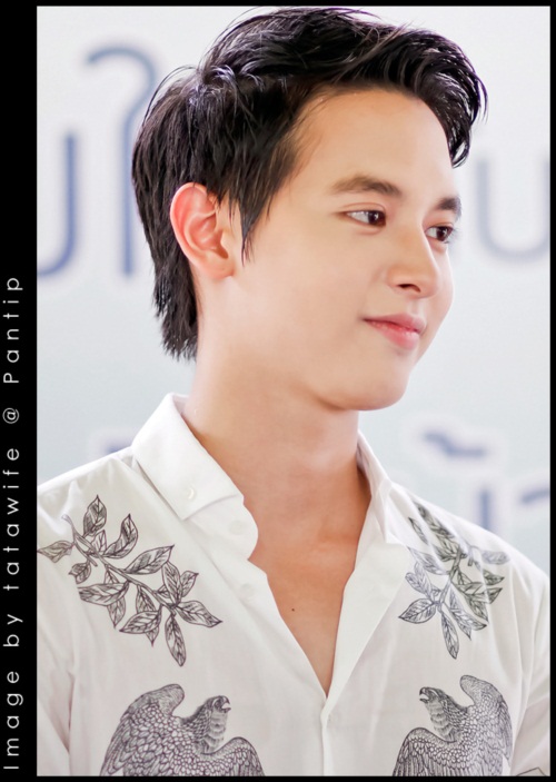 เจมส์ จิรายุ
