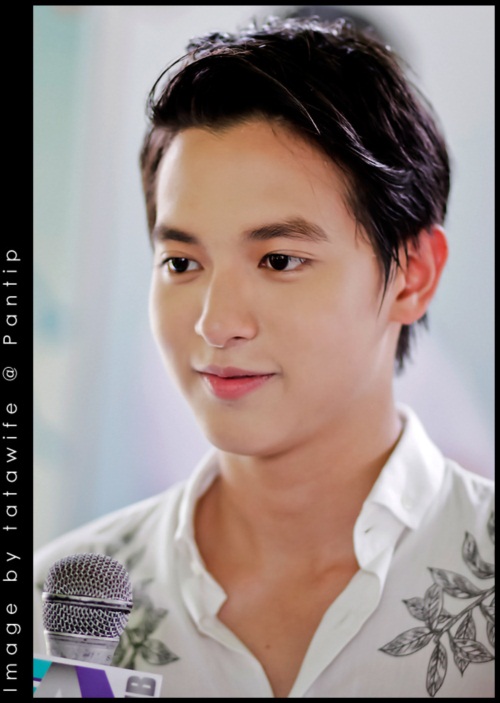 เจมส์ จิรายุ