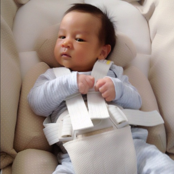 น่ารักน่าชัง น้องเอรีส ลูกชาย จอย วราลักษณ์