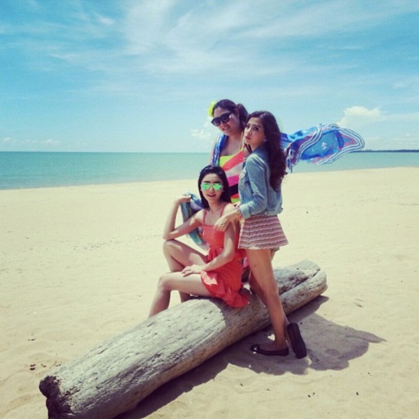 ใหม่ ดาวิกา ใบเฟิร์น พิมพ์ชนก 