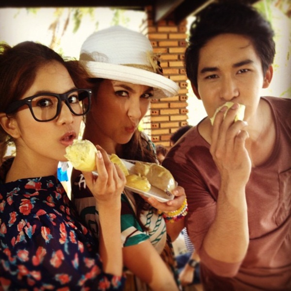 เบื้องหลังคอมเมดี้ ก้นครัวตัวแสบ สุดฮา รั่วกันทุกคน