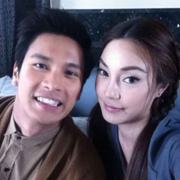 ตามดู...เบื้องหลังกองละคร กี่เพ้า 