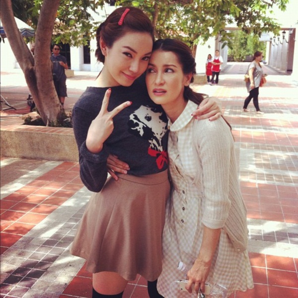 ตามดู...เบื้องหลังกองละคร กี่เพ้า 