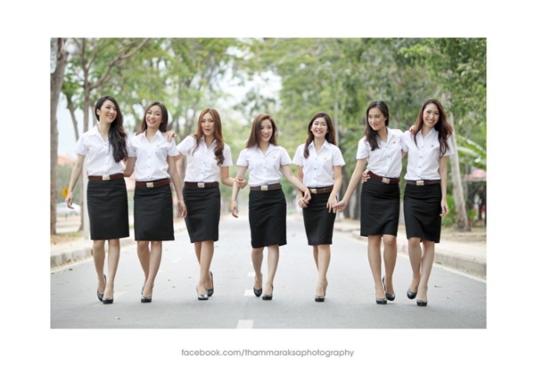 ยลโฉมผู้นำเชียร์ ม.ธรรมศาสตร์ ในงานฟุตบอลประเพณี ครั้งที่ 69