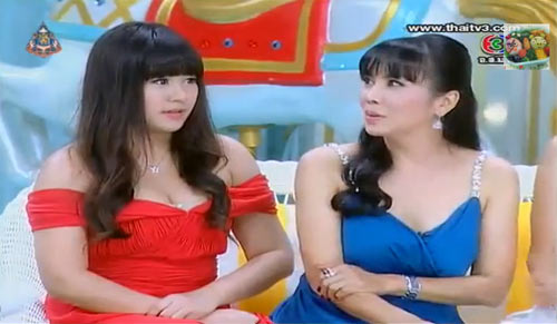 แม่ตู่-ตั๊ก-เปิ้ล ควงลูกสาวเล่าความผูกพันแบบหลากรส ใน 3 แซ่บ