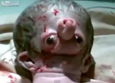 คลิปทารกประหลาดถือกำเนิดในอียิปต์