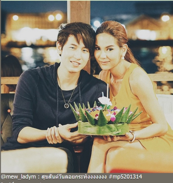 ดาราลอยกระทง 2557