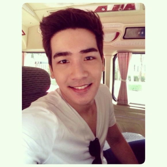ดรีม ณฐณพ ชื่นหิรัญ