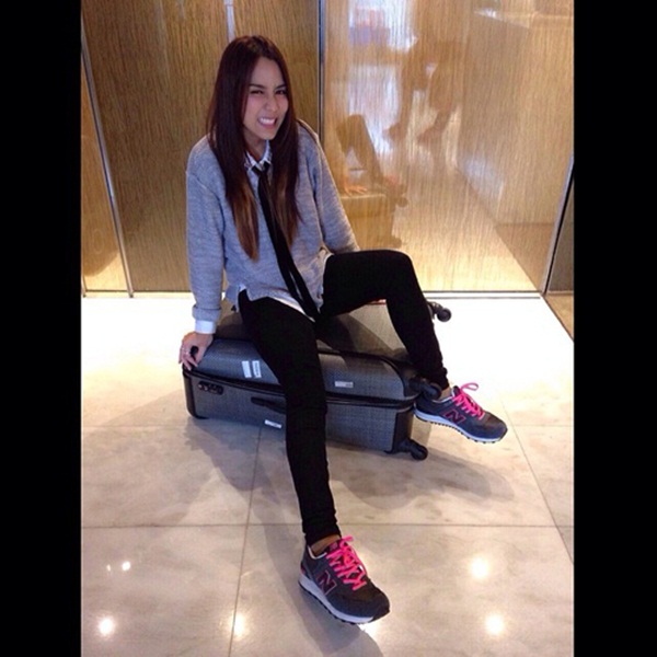 จั๊กจั่น อคัมย์สิริ พักชุดว่ายน้ำ บินลั้นลาฮ่องกง แฮปปี้สุด ๆ