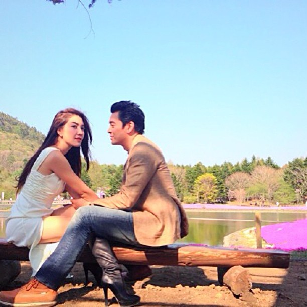 สวีทสุด ๆ ชาคริต-วุ้นเส้น จูงมือหวาน เที่ยวญี่ปุ่น