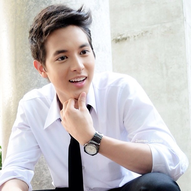  เจมส์ จิรายุ 