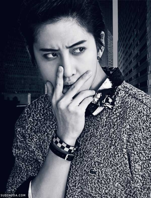 ไมค์ ออม 