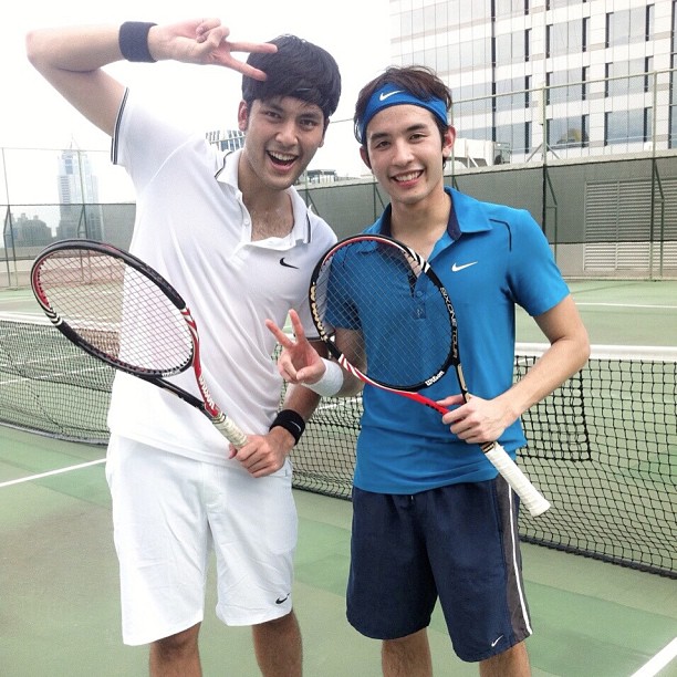 10 เรื่องน่ารู้ ของ บอม ธนิน พระเอกม้ามืดสุดหล่อ