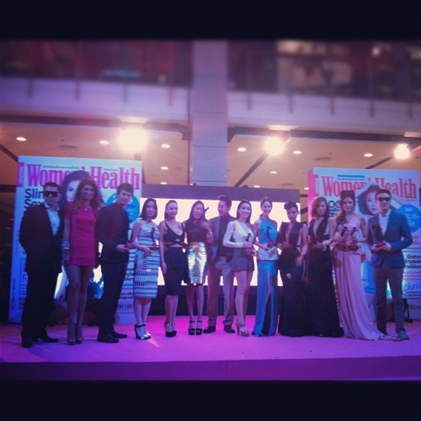 เริ่ดอ่ะ! โอปอล์ แหวกอกโชว์ ร่วมงาน Women\'s Health Awards 2012