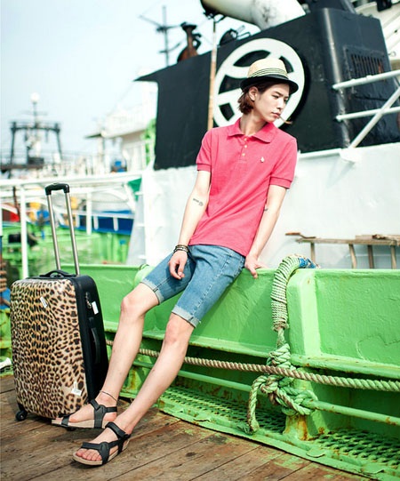 เท่ ๆ รองเท้าเส้นสาย สำหรับคุณผู้ชายขาลุย (ฝน)