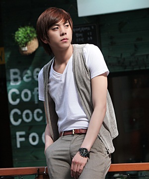 หล่อนี้ไม่มีกั๊ก กับแฟชั่นเสื้อกั๊กซุปเปอร์เท่!!