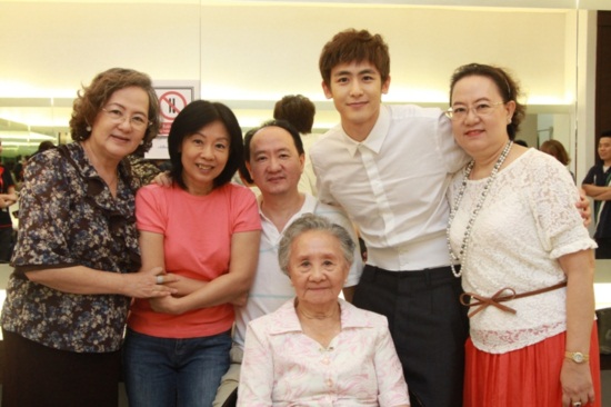 นิชคุณ ในวู้ดดี้เกิดมาคุย