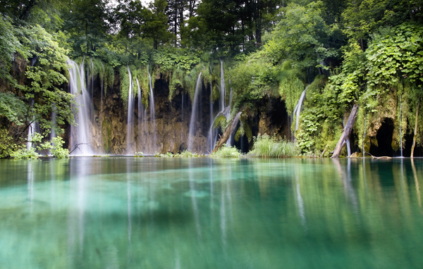 10 สถานที่ท่องเที่ยวแสนงดงามที่ต้องไปเยือนสักครั้ง