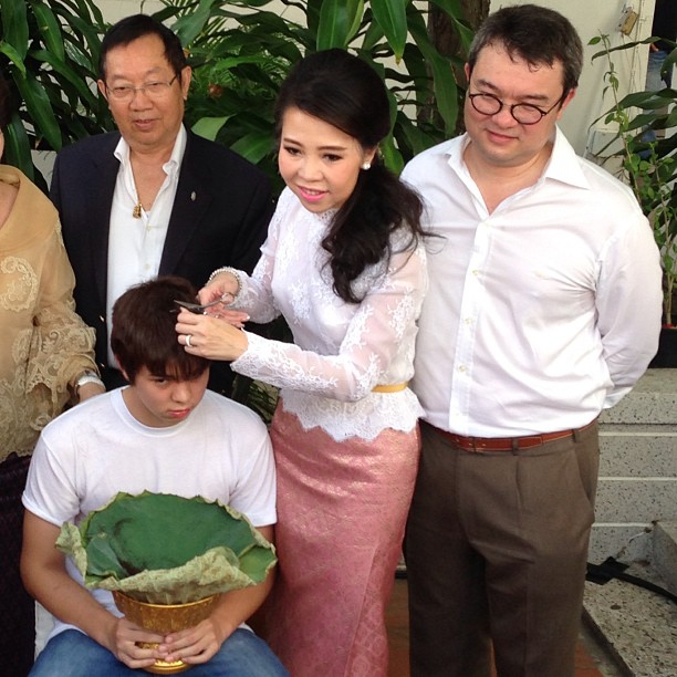 งานบวช พีช พชร เข้าพิธีอุปสมบท ได้รับฉายา พชฺชโร