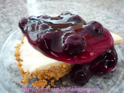 บลูเบอรี่ชีสพาย เปรี้ยวหวานอร่อยลงตัว 