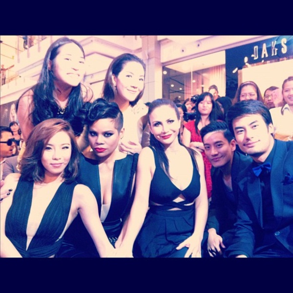 เริ่ดอ่ะ! โอปอล์ แหวกอกโชว์ ร่วมงาน Women\'s Health Awards 2012