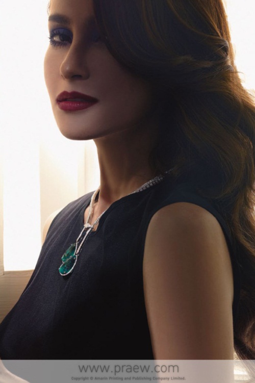 แอน ทองประสม 