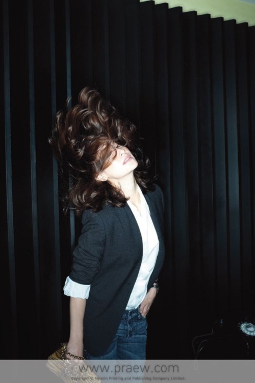 แอน ทองประสม 