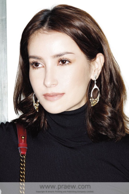 แอน ทองประสม 